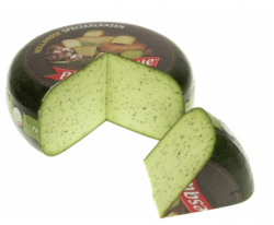 Gouda se zeleným pestem